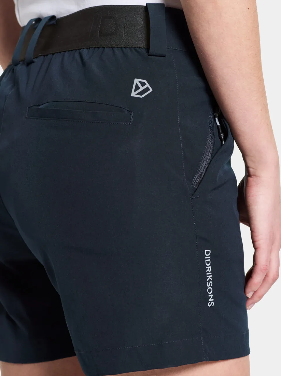 Online Liv Shorts Shortsit